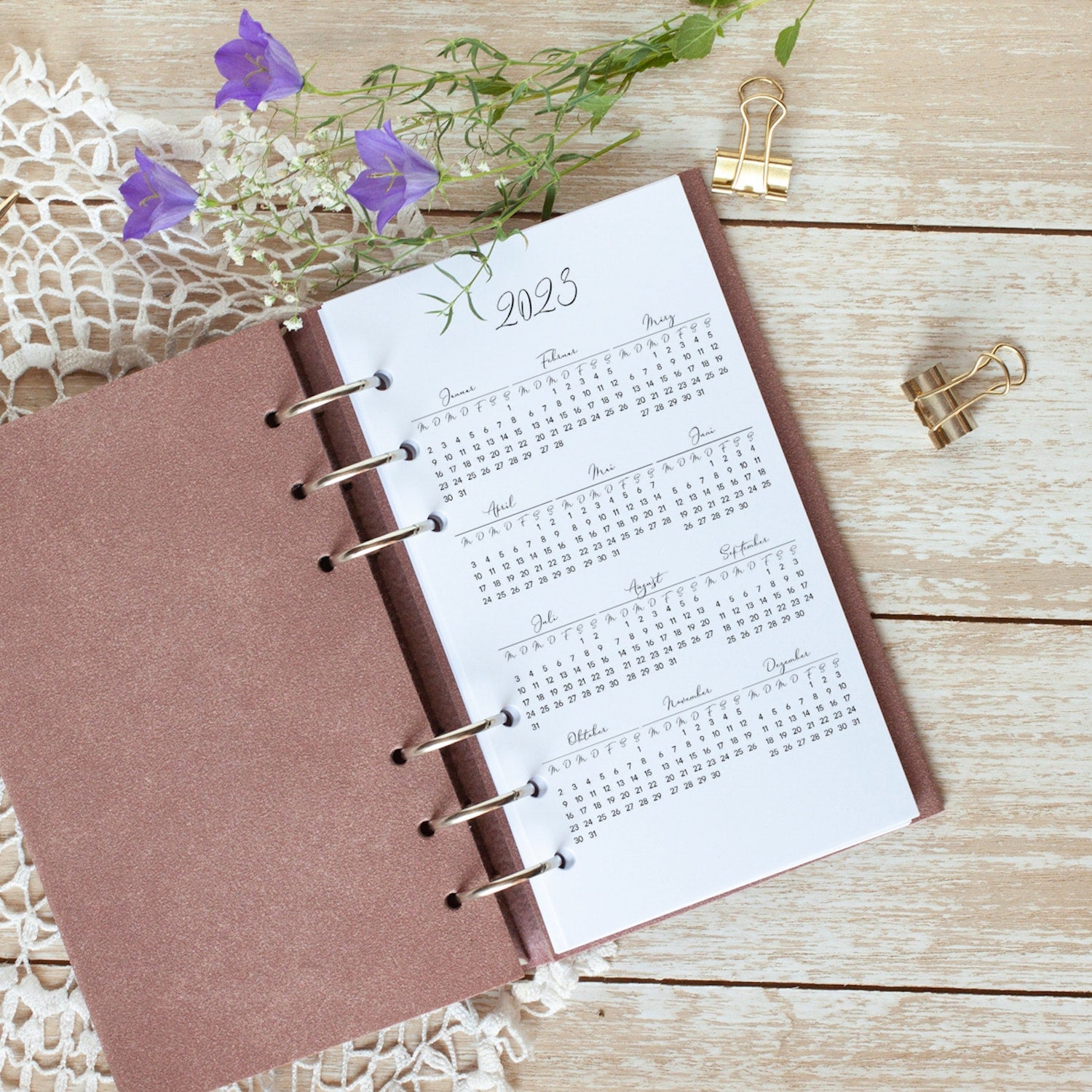 Kalendereinlage Jahresübersicht Kalligraphie Blumen